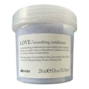 Davines - LOVE Smoothing Conditioner (8.76 oz) - Frizzy Hair